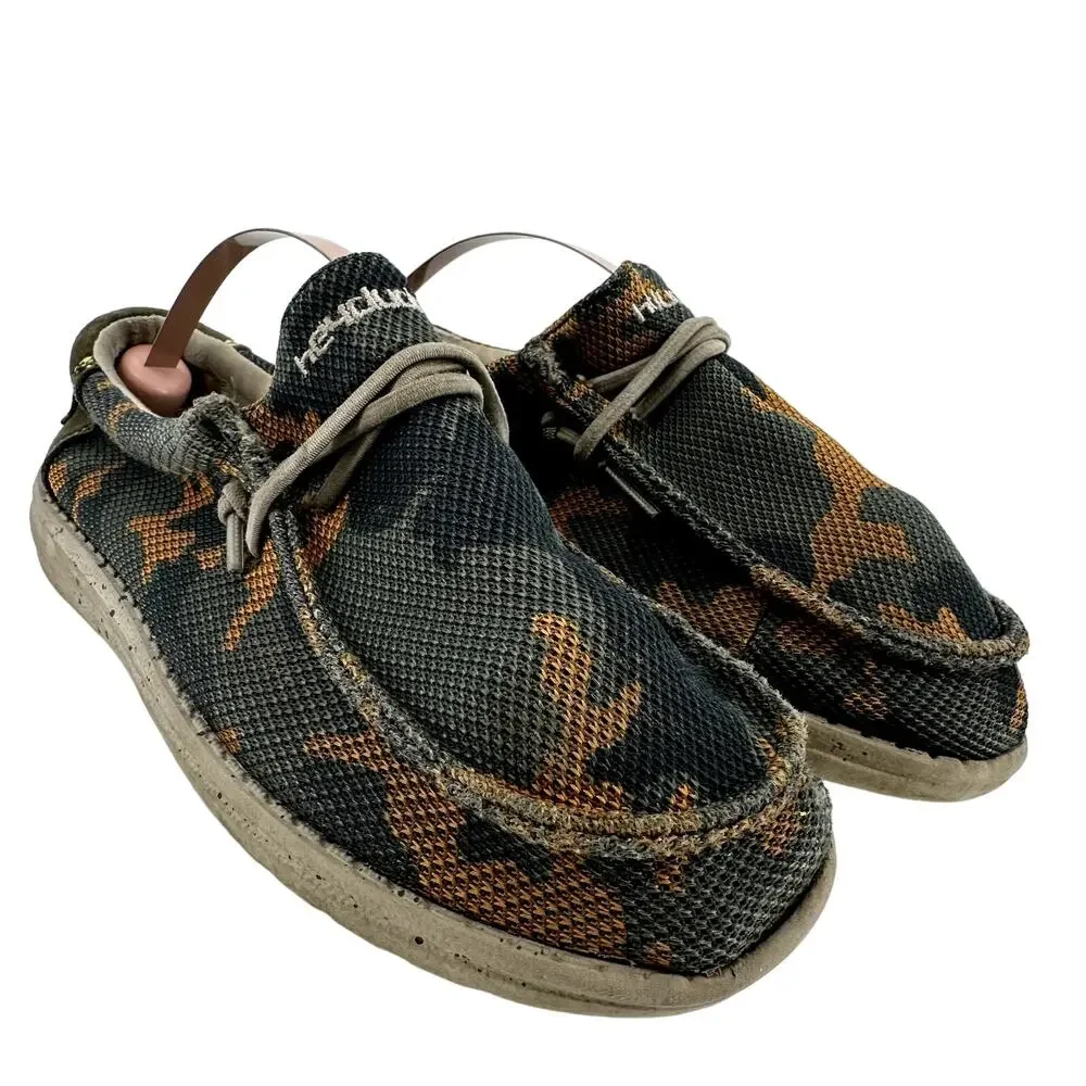 Hey Dude Wally Camouflage Sneakers Lightweight Elastic Laces Green Y4 L5